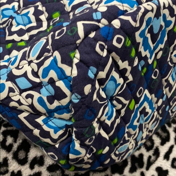 🌸🌸S.O.L.D.🌸🌸Vera Bradley Vera Tote - Picture 5 of 8
